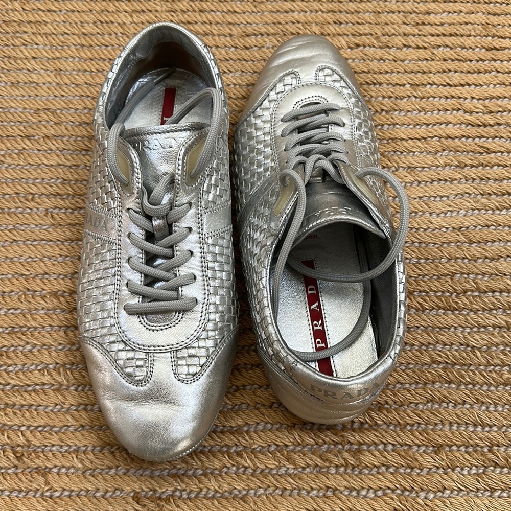 Prada Sneakers, metallic, silver, barely used, size 37.5